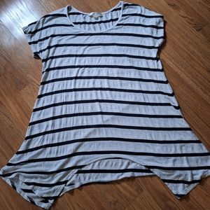Cyrus women's short sleeve black & white striped top